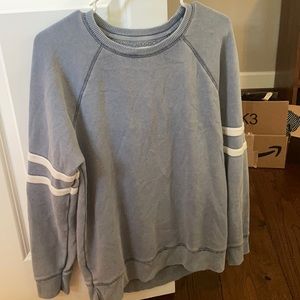 Super comfy American eagle sweatshirt. Blue grey size small